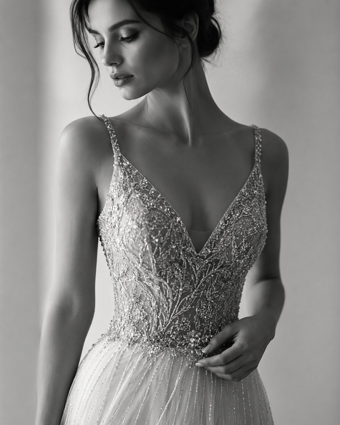Abendkleid mit feiner Perlenstickerei, Detailansicht Oberteil, Atelier Rikelmys