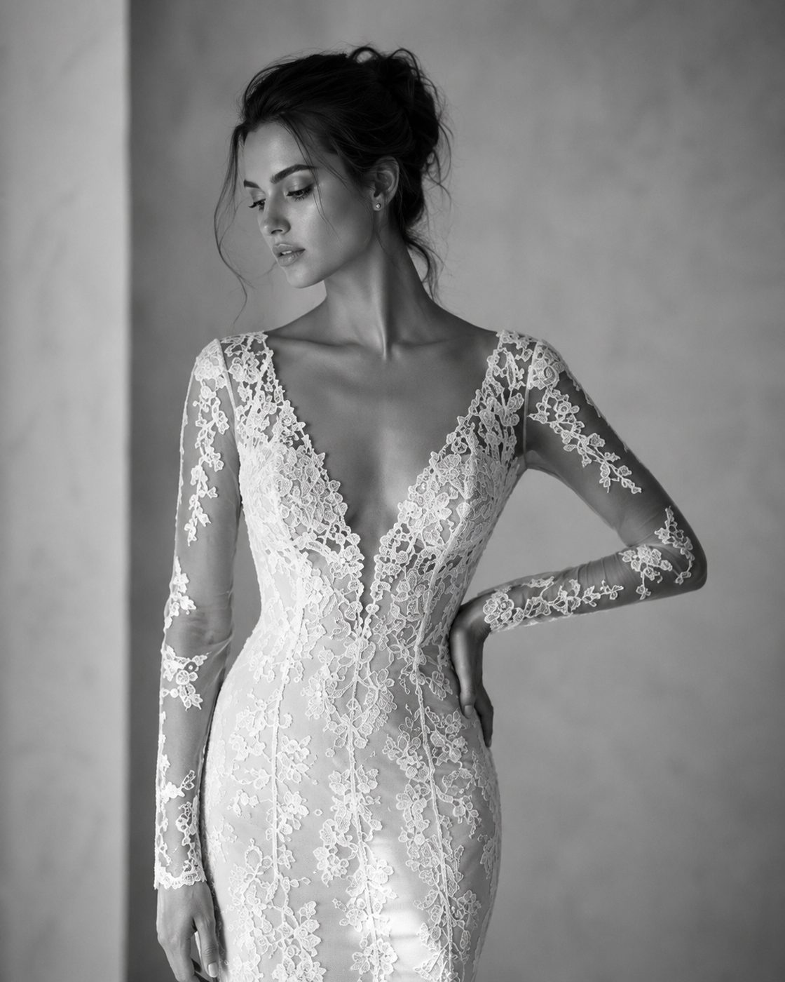 Brautkleid mit feiner Spitzenverarbeitung, Detailansicht Oberteil, Atelier Rikelmys